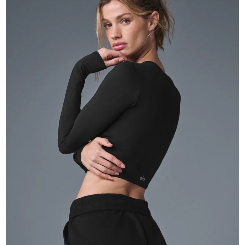 Alo Yoga Black Long Sleeve Crop Top